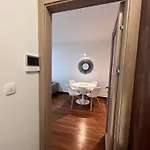 White Homes 1br/apt•master Quart بودغوريتْسا