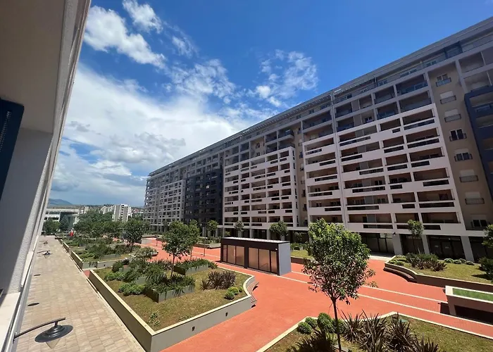 White Homes 1br/apt•master Quart Daire *